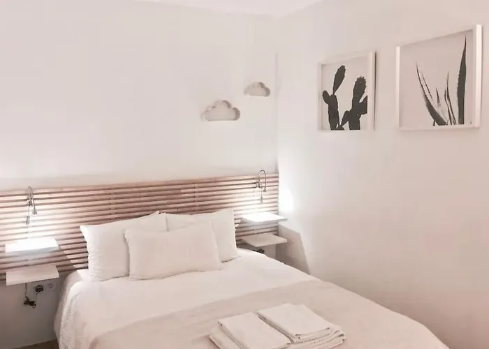 Casa Dos Mastros * Lisbon